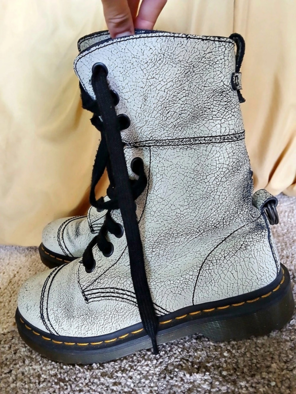 Vintage Dr. Martens AW004 white crackle leather lace up combat boots.